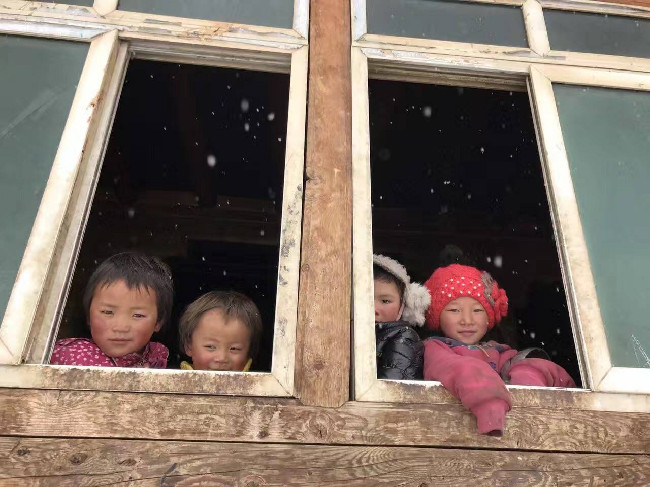 开云网页版·官方版在线登入-开云(中国)公益回顾丨家国同欢月同圆 温暖满载甘孜州(图9)