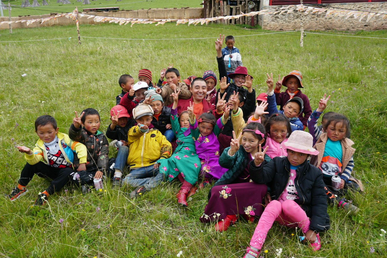 开云网页版·官方版在线登入-开云(中国)公益回顾丨家国同欢月同圆 温暖满载甘孜州(图14)